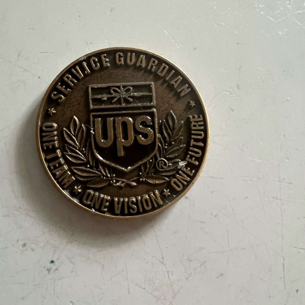 UPS Commemorative Coin - Picture 2 of 5